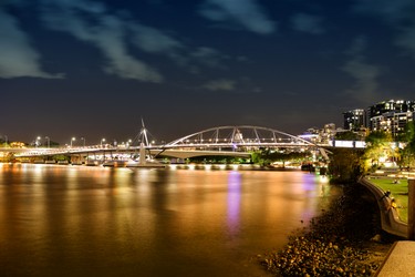 University Bridge 2.jpg